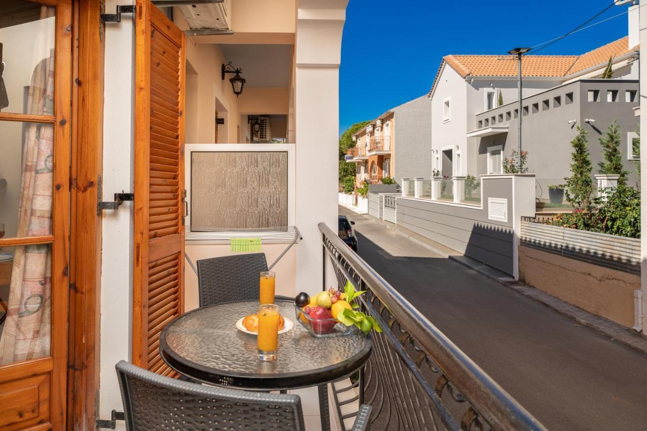 Alexatos Studios & Apartments Agia Efimia Buitenkant foto