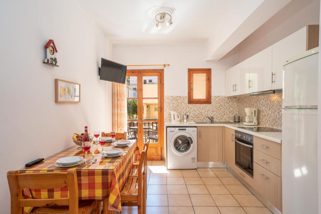 Alexatos Studios & Apartments Agia Efimia Buitenkant foto